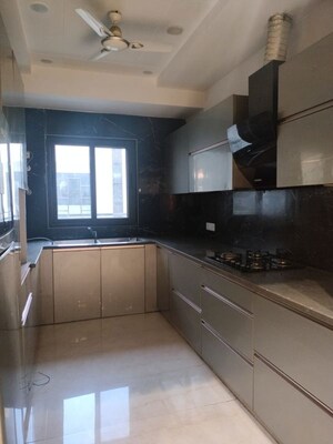 Kitchen in 3 BHK Apartment at Unitech Fresco, Sector 50 – for Rent