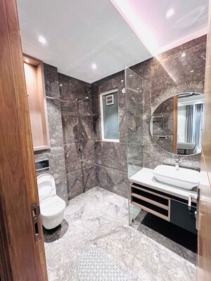 Attached Bathroom in 3 BHK Builder Floor at Auram Floor, South City 2 – for Rent