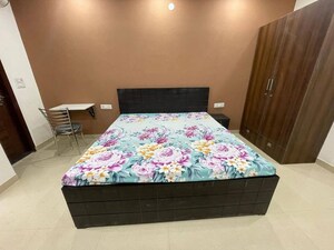 Bedroom in 2 BHK Builder Floor at Auram Floor, South City 2 – for Rent