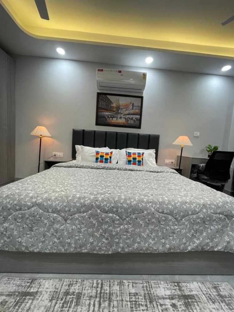 Bedroom, auram-floor 3 Bedroom 1500 Sq.Ft. Builder Floor In South City 2 Gurgaon 10413178