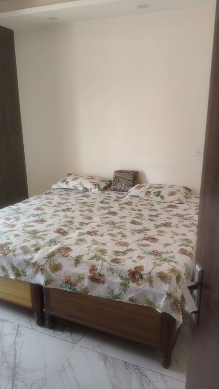 2 BHK + Store Room Apartment For Rent in Eros Rosewood City