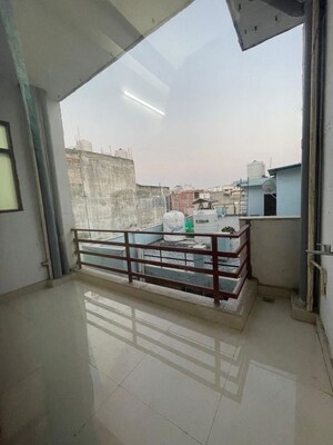 Balcony in 2 BHK Builder Floor at Eros Rosewood City, Sector 49 – for Rent