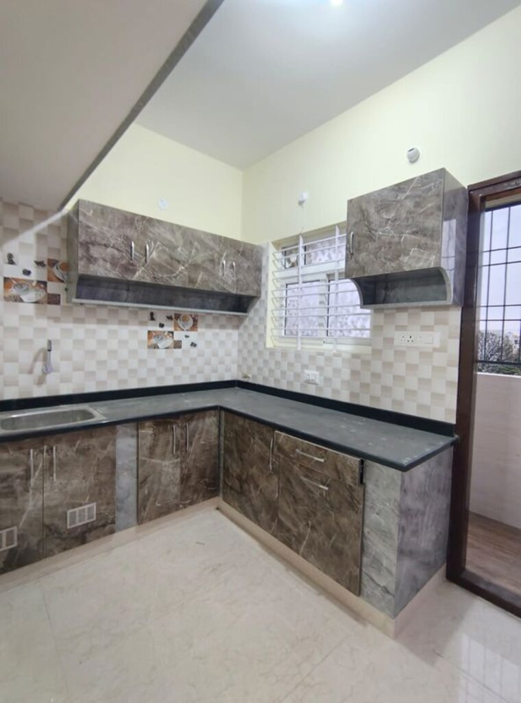 Kitchen, iti layout 2 Bedroom 1000 Sq.Ft. Builder Floor In Iti Layout Bangalore 10402120