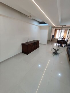 4 BHK + Store Room Apartment For Rent in Kesar Exotica