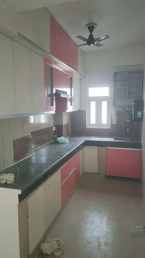 Kitchen in 2.5 BHK Apartment at Gardenia Gateway, Sector 75 – for Rent