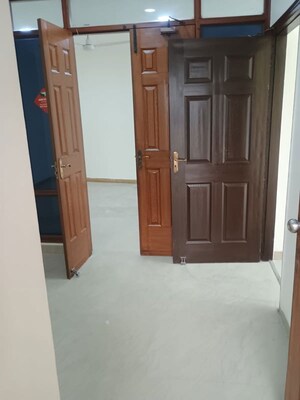 Room in 3 BHK Builder Floor at Shivalik Colony – for Rent