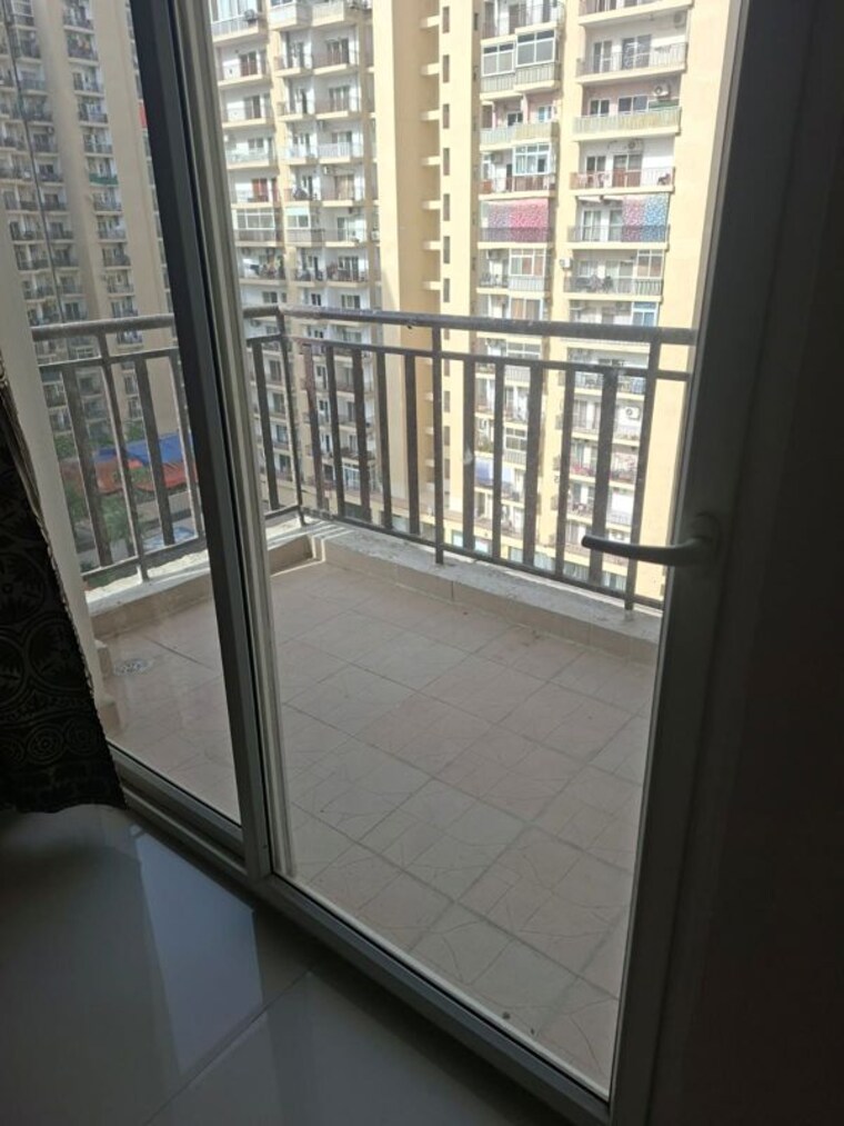 Balcony, gardenia-gateway 3 Bedroom 1700 Sq.Ft. Apartment In Sector 75 Noida 10413282