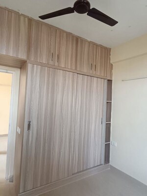 Room in 2 BHK Apartment at Shree Vardhman Mantra, Sector 67 – for Rent
