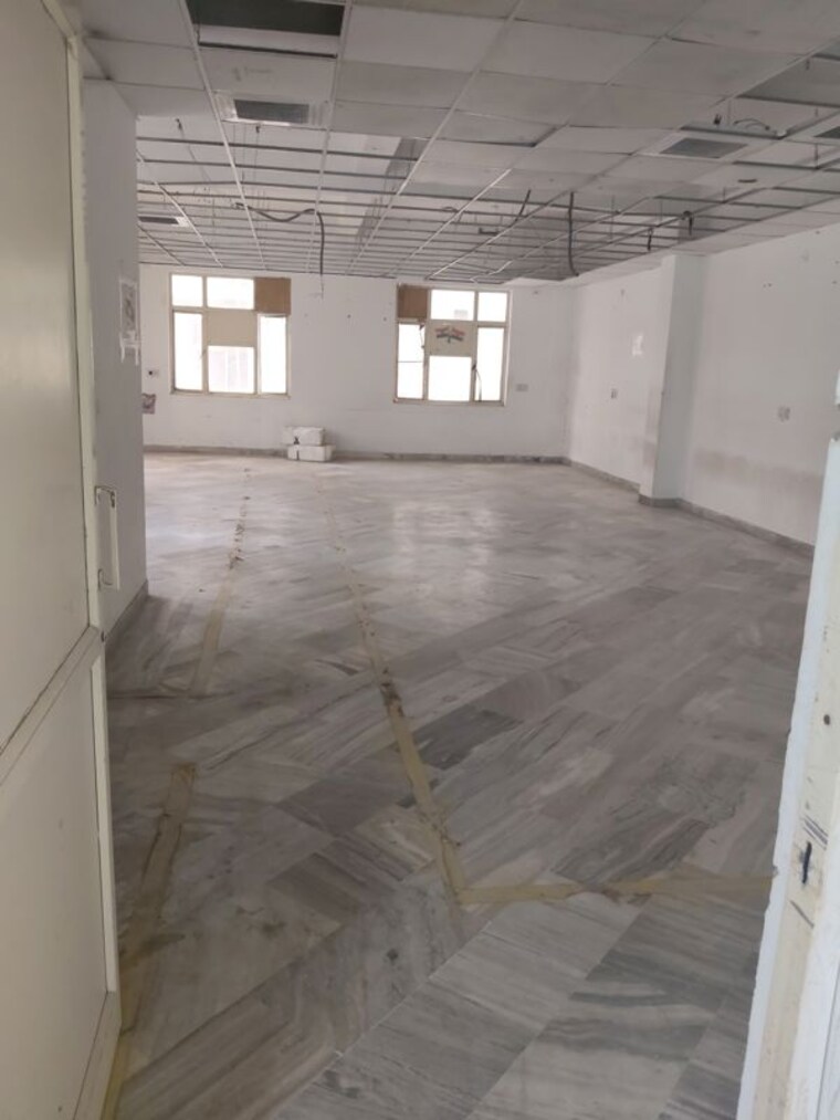 Floor Plan, sector 63 Commercial Warehouse 7000 Sq.Ft. In Sector 63 Noida 10413301