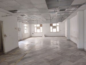  Warehouse For Rent in Sector 63