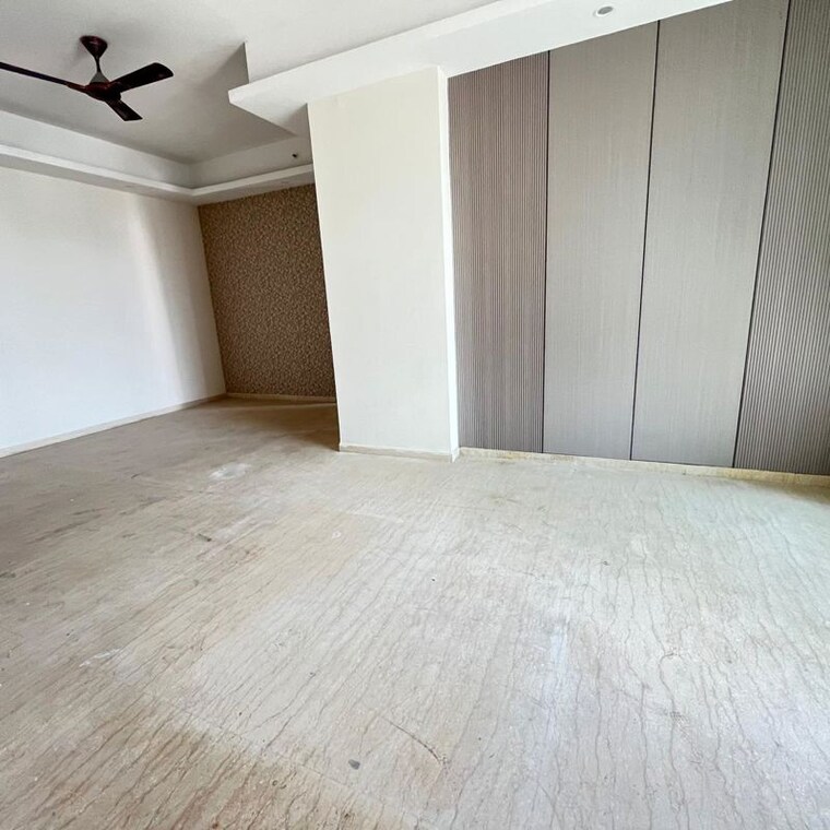 Room, mahagun-mezzaria 3.5 Bedroom 2500 Sq.Ft. Apartment In Sector 78 Noida 10413318
