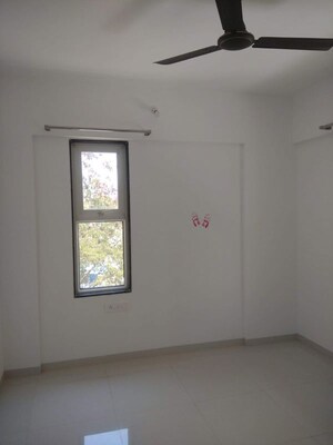 Room in 2 BHK Apartment at Trimurti Elina, Baner – for Rent