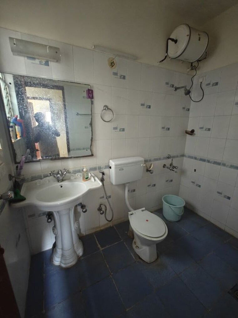 Attached Bathroom, baner 2 Bedroom 1050 Sq.Ft. Apartment In Baner Pune 10413332