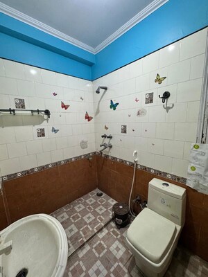 Attached Bathroom in 2 BHK Apartment at Shipra Suncity, Vaibhav Khand – for Rent