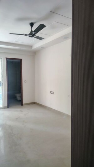 Room in 2 BHK Apartment at Jaghitkari Apartment, Vasundhara Sector 6 – for Rent