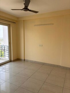 3 BHK + Study Room Apartment For Rent in Mahindra Aura