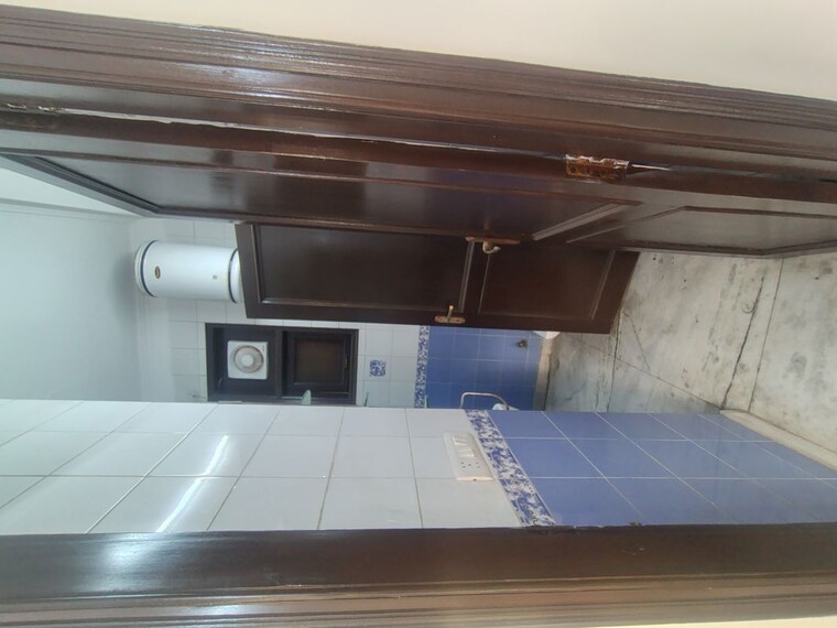 Attached Bathroom, malviya nagar 1 Bedroom 500 Sq.Ft. Builder Floor In Malviya Nagar Delhi 10413470