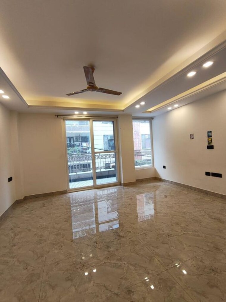 Room, freedom fighters enclave 3 Bedroom 1500 Sq.Ft. Builder Floor In Freedom Fighters Enclave Delhi 10413477