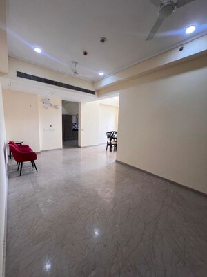 Room in 3.5 BHK Apartment at Dasnac Burj, Sector 75 – for Rent