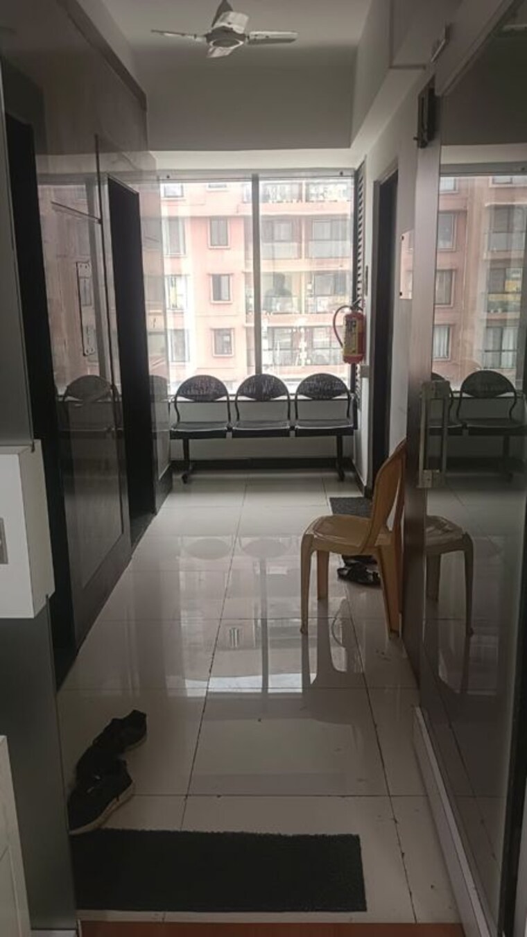 Team Area, chembur Commercial Office Space 1040 Sq.Ft. In Chembur Mumbai 10413509
