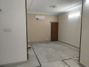 Room in 3 BHK Apartment at Sector 38 – for Rent