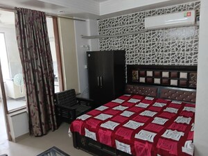 Bedroom in 2 BHK Builder Floor at Sector 45 – for Rent