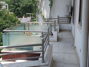 Balcony in 2 BHK Builder Floor at Sector 45 – for Rent