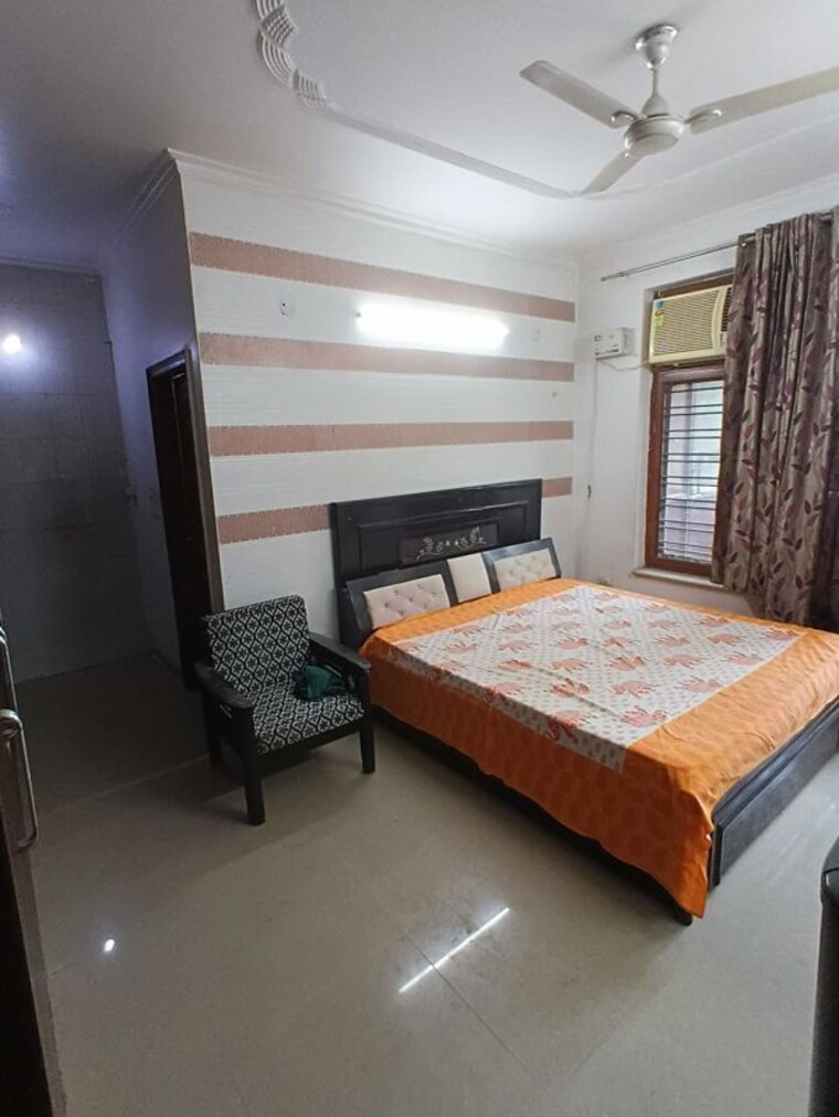 Bedroom, sector 45 2 Bedroom 1800 Sq.Ft. Builder Floor In Sector 45 Gurgaon 10413540