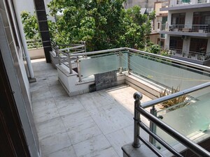 Balcony in 2 BHK Builder Floor at Sector 45 – for Rent