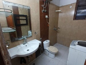 Bathroom in 2 BHK Builder Floor at Sector 45 – for Rent