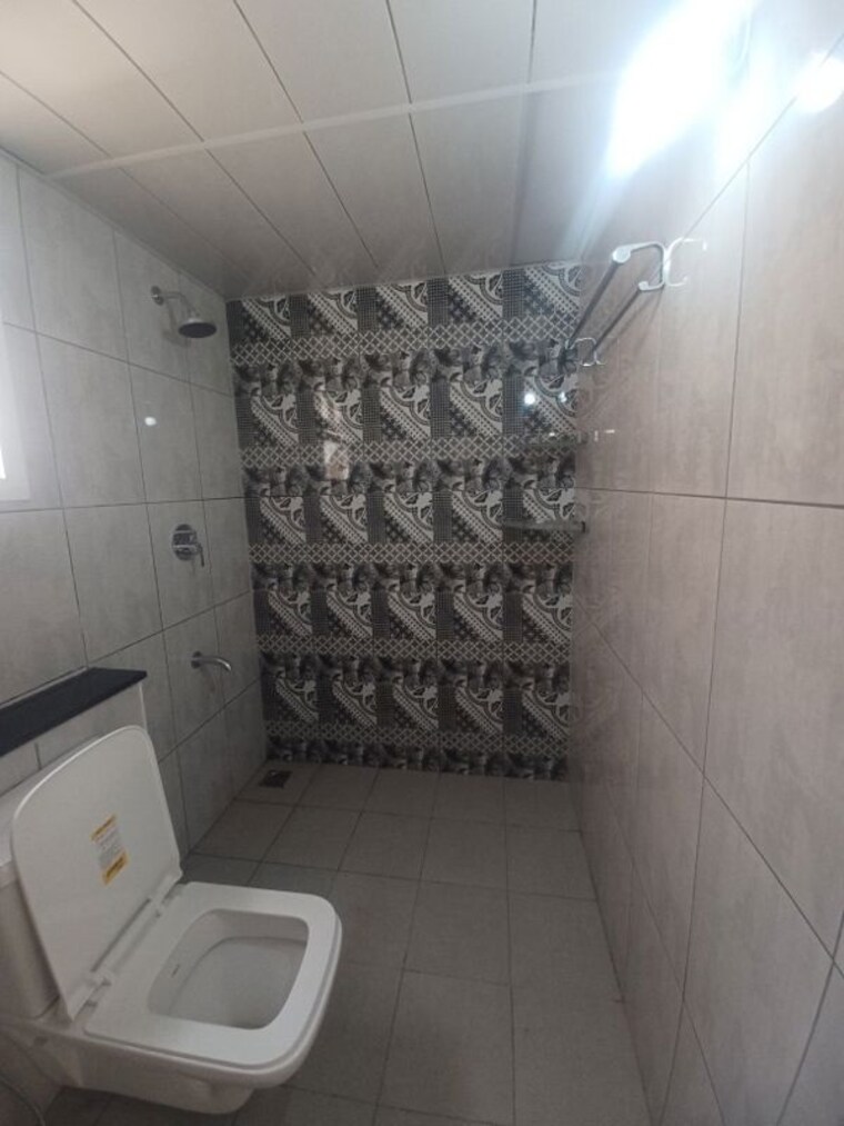Bathroom, prestige-finsbury-park-hyde 1 Bedroom 700 Sq.Ft. Apartment In Bagaluru Bangalore 10413554
