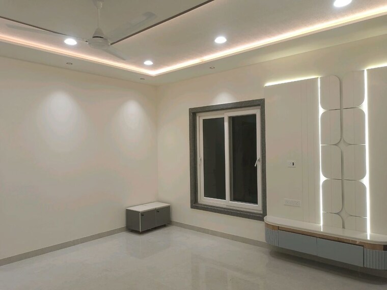 Room, sector 45 6+ Bedroom 6300 Sq.Ft. Independent House In Sector 45 Faridabad 10413562