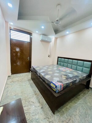 Bedroom in 3 BHK Builder Floor at Sector 45 – for Rent