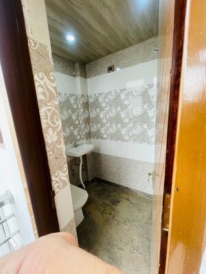 Bathroom in 3 BHK Builder Floor at Sector 45 – for Rent