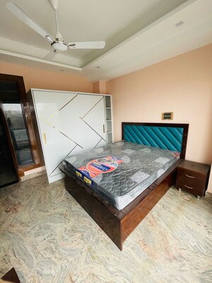 Bedroom in 3 BHK Builder Floor at Sector 45 – for Rent