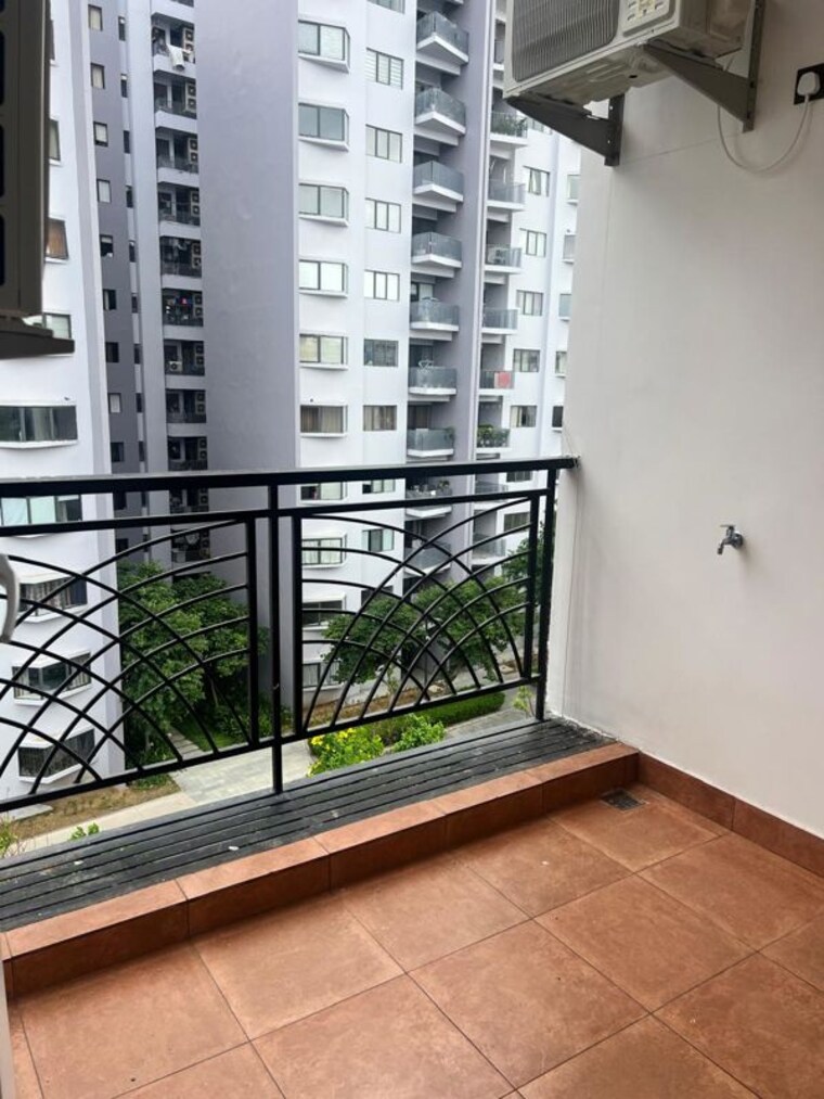 Balcony, anant-raj-the-estate-floors 3.5 Bedroom 179 Sq.Yd. Builder Floor In Sector 63a Gurgaon 10413589