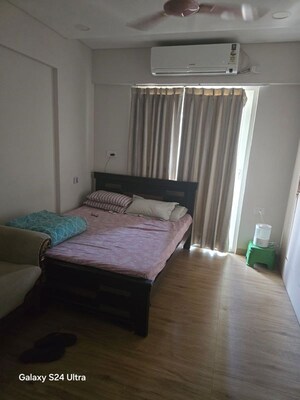 Room in 3 BHK Apartment at KSR Togetherments, Miyapur – for Rent