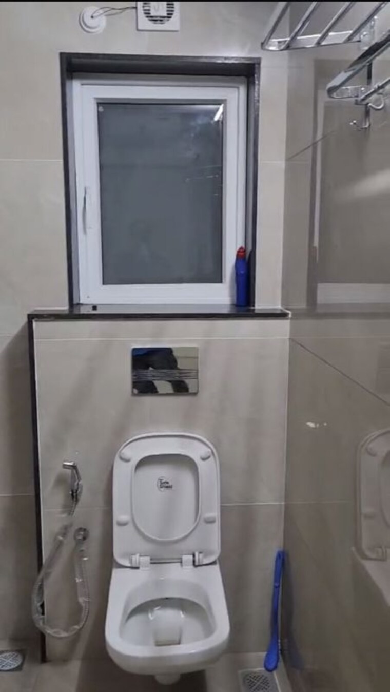 Bathroom, my-home-sayuk 3 Bedroom 1573 Sq.Ft. Apartment In Tellapur Hyderabad 10413614