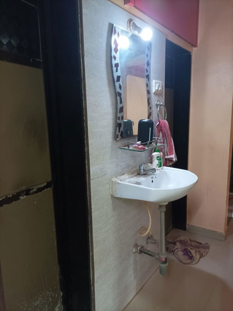 Bathroom, himalaya-chhaya-chs 1 Bedroom 450 Sq.Ft. Apartment In Dombivli West Thane 10413663