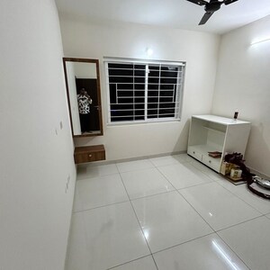 Room in 3 BHK Apartment at Aparna Sarovar Zicon, Nallagandla – for Rent