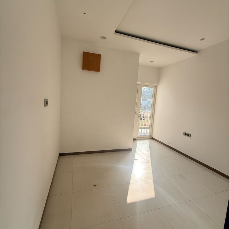 3 BHK + Servant Room 1550 Sq.Ft. Apartment in ATS Kocoon