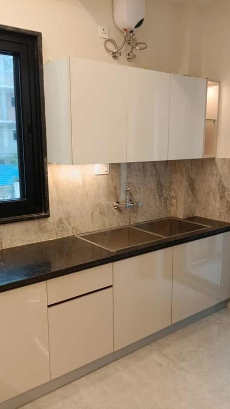 Kitchen, vipul-world-floors 3 Bedroom 192 Sq.Yd. Builder Floor In Sector 48 Gurgaon 10413682