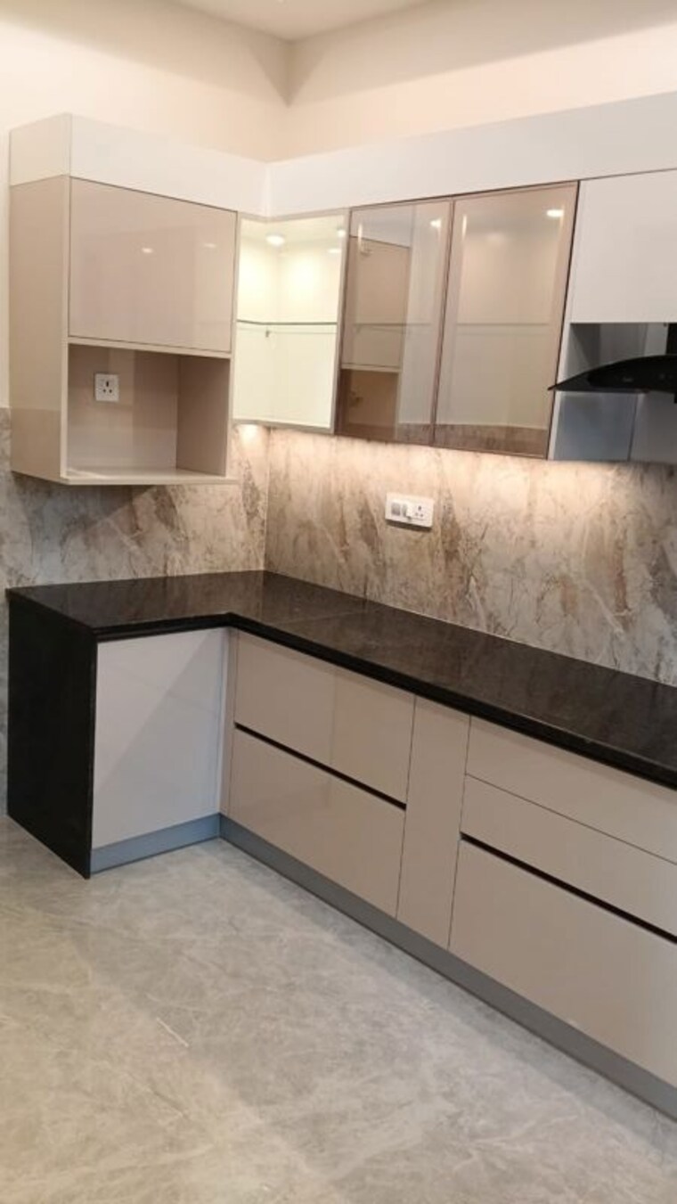Kitchen, vipul-world-floors 3 Bedroom 192 Sq.Yd. Builder Floor In Sector 48 Gurgaon 10413682