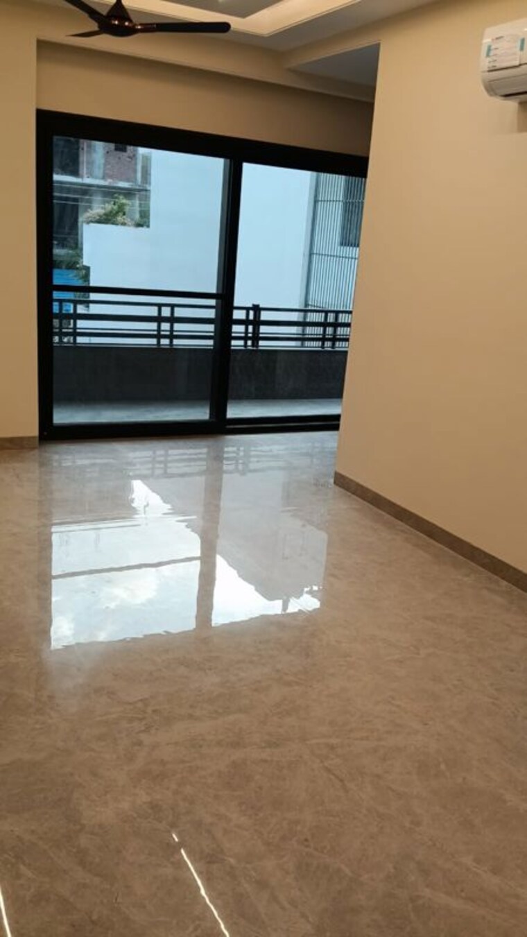 Room, vipul-world-floors 3 Bedroom 192 Sq.Yd. Builder Floor In Sector 48 Gurgaon 10413682