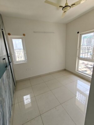 Room in 2 BHK Apartment at Mahaveer Celesse, Hunasamaranahalli – for Rent