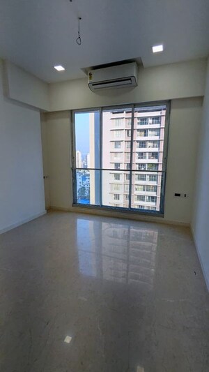 Bedroom in 2.5 BHK Apartment at Ekta Tripolis, Goregaon West – for Rent