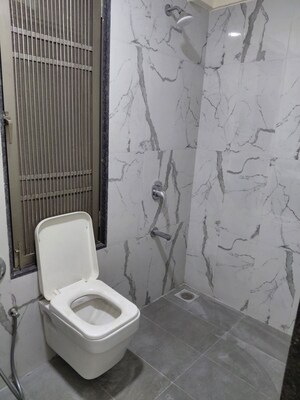 Bathroom in 2 BHK Apartment at Madhu Vasan Apartment, Vile Parle East – for Rent