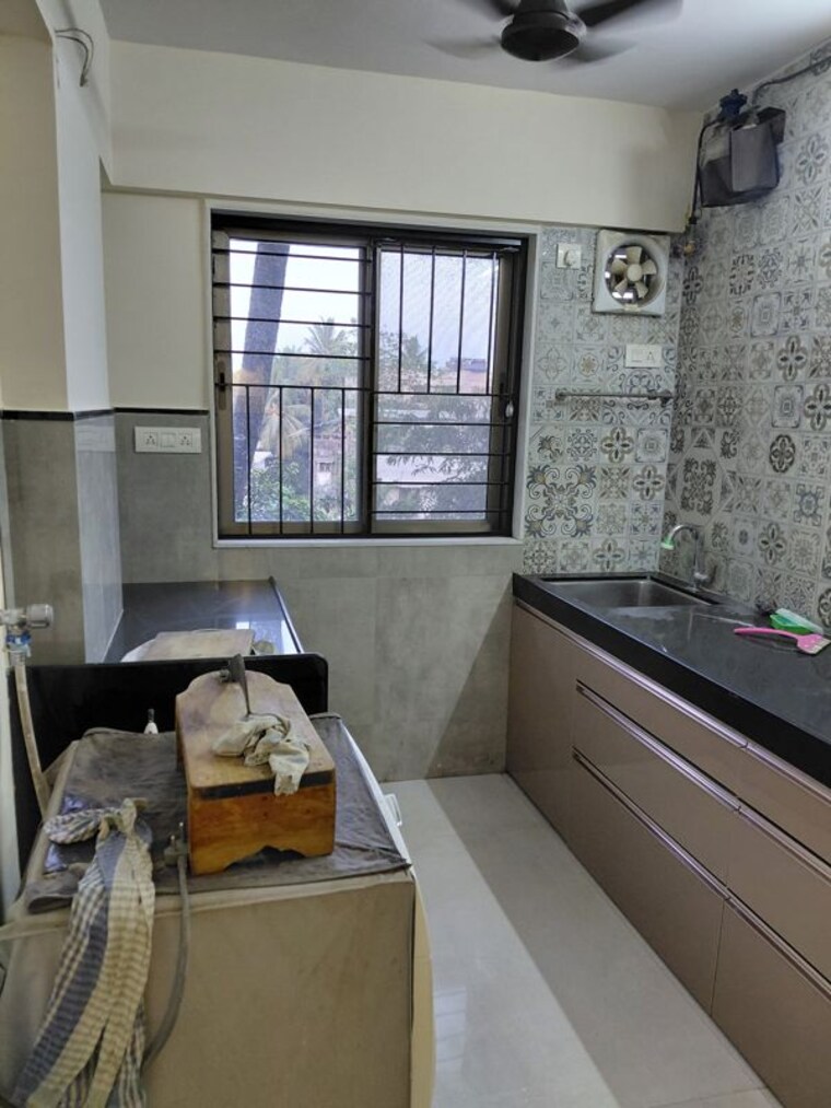 Kitchen, madhu-vasan-apartment 2 Bedroom 650 Sq.Ft. Apartment In Vile Parle East Mumbai 10413720