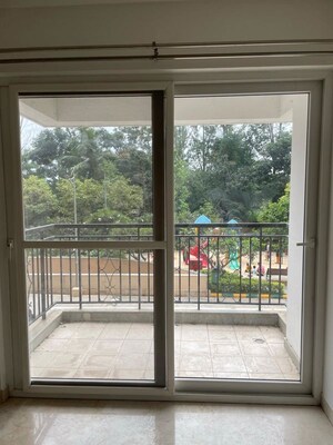 Room in 3 BHK Apartment at Prestige Misty Waters, Hebbal – for Rent