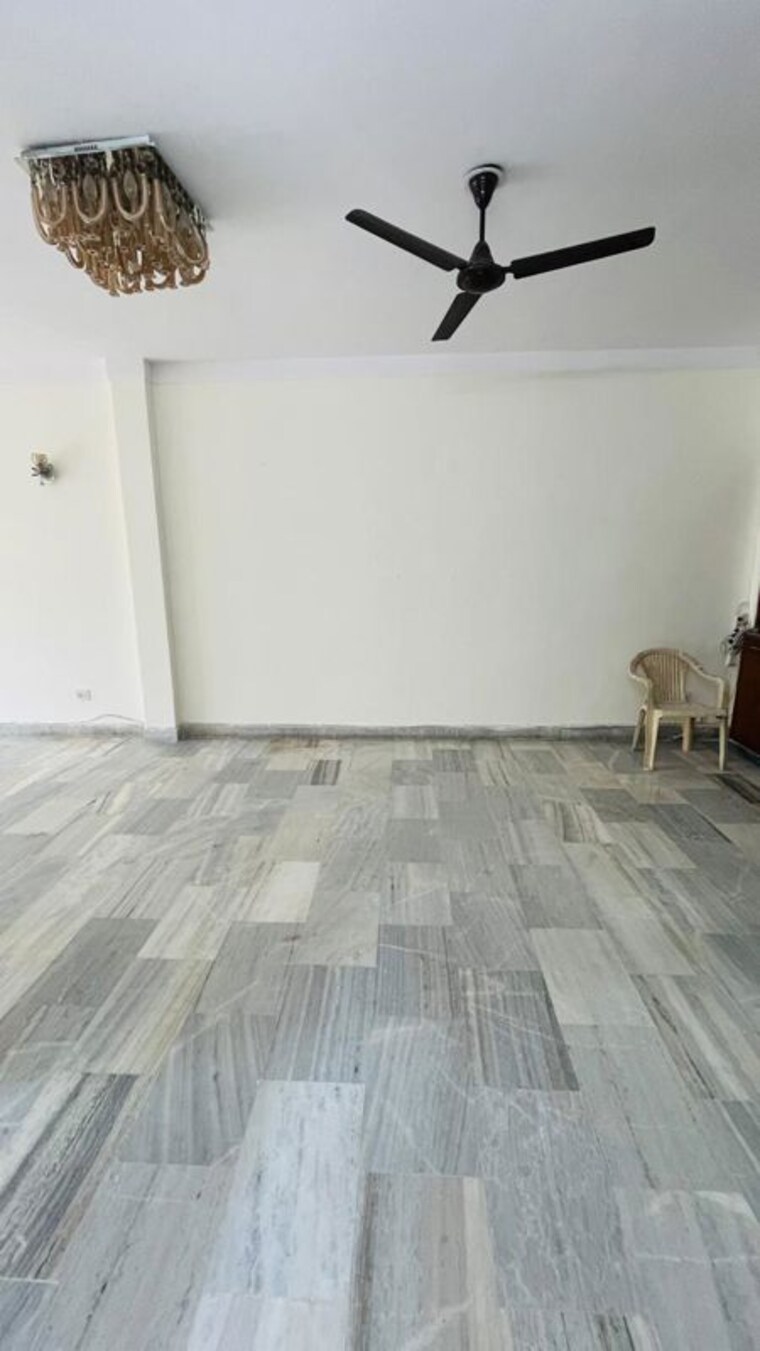 Bedroom, kalkaji 3 Bedroom 1800 Sq.Ft. Builder Floor In Kalkaji Delhi 10413822